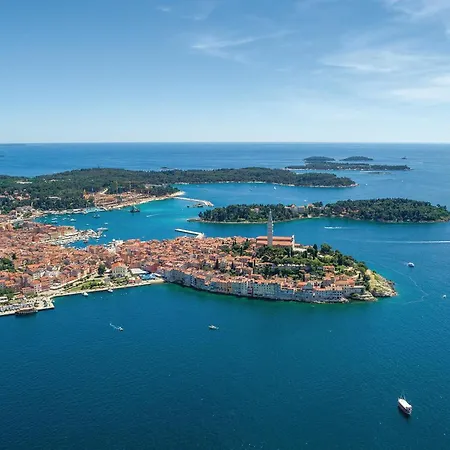 1 Bedroom Awesome In Rovinj