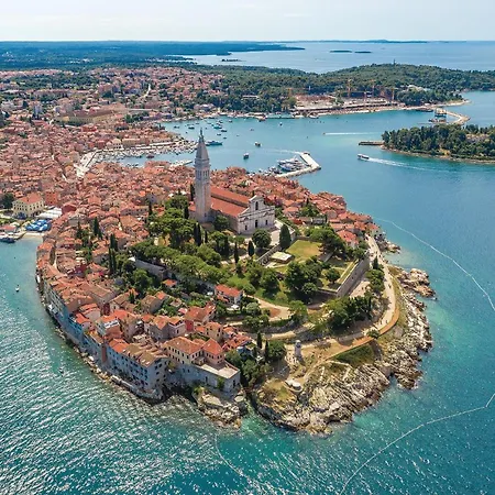 1 Bedroom Awesome In Holiday home Rovinj